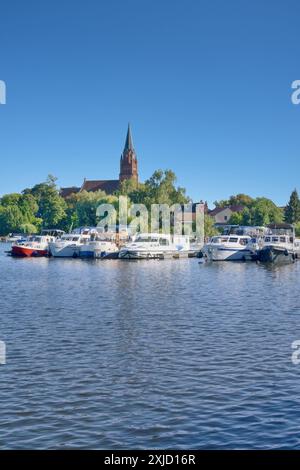 Röbel Müritz am Müritzsee, Nationalpark Müritz, Mecklenburgische Seenplatte, Deutschland Stockfoto