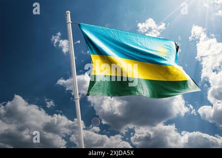 Die Flagge Ruandas die Flagge hat drei Farben: Blau, gelb und grün Stockfoto