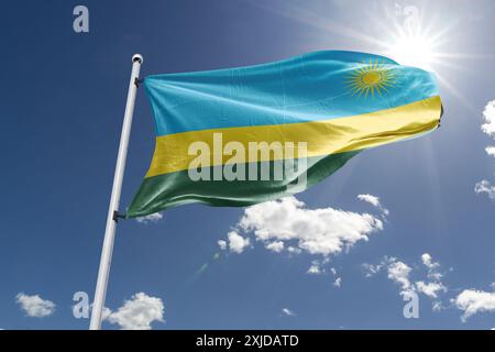 Die Flagge Ruandas die Flagge hat drei Farben: Blau, gelb und grün Stockfoto