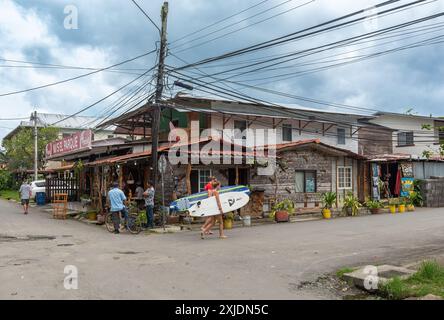 Straßenszene in der Innenstadt von Bocas del Toro, Panama Stockfoto