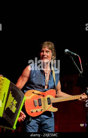 Musikkonzert - RONN MOSS LIVE Ronn Moss auf der Bühne während RONN MOSS LIVE , Musikkonzert in Desio , Italien, 17. Juli 2024 Desio Piazza della Conciliazione Italien Copyright: XLucaxMichelix/xLiveMediax LPM 1444689 Stockfoto