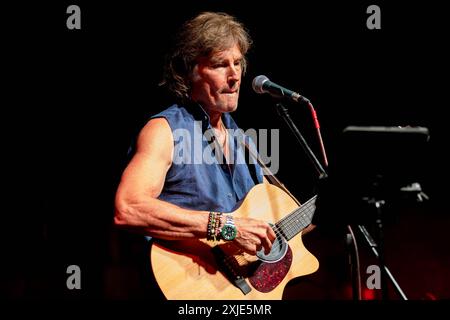 Musikkonzert - RONN MOSS LIVE Ronn Moss auf der Bühne während RONN MOSS LIVE , Musikkonzert in Desio , Italien, 17. Juli 2024 Desio Piazza della Conciliazione Italien Copyright: XLucaxMichelix/xLiveMediax LPM 1444674 Stockfoto