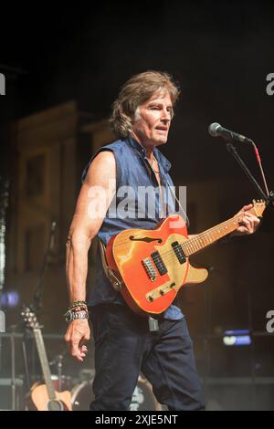 Musikkonzert - RONN MOSS LIVE Ronn Moss auf der Bühne während RONN MOSS LIVE , Musikkonzert in Desio , Italien, 17. Juli 2024 Desio Piazza della Conciliazione Italien Copyright: XLucaxMichelix/xLiveMediax LPM 1444687 Stockfoto