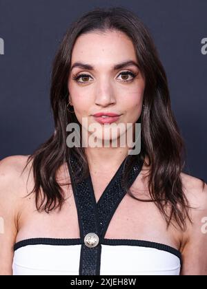 LOS ANGELES, KALIFORNIEN, USA – 17. JULI: Julia Macchio kommt am 17. JULI 2024 bei der Los Angeles Special Screening von Netflix's „Cobra Kai“ Staffel 6 – Teil 1 im Autry Museum of the American West im Griffith Park in Los Angeles, Kalifornien, USA. (Foto: Xavier Collin/Image Press Agency) Stockfoto