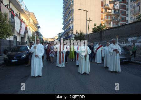 12. Juli 2024, Arzano, Campania/Neapel, Italien: Wiederaufbau der Tragedia di Santa Giustina in Arzano. (Kreditbild: © Salvatore Esposito/Pacific Press via ZUMA Press Wire) NUR REDAKTIONELLE VERWENDUNG! Nicht für kommerzielle ZWECKE! Stockfoto