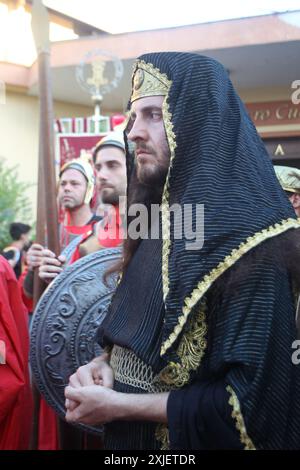 12. Juli 2024, Arzano, Campania/Neapel, Italien: Wiederaufbau der Tragedia di Santa Giustina in Arzano. (Kreditbild: © Salvatore Esposito/Pacific Press via ZUMA Press Wire) NUR REDAKTIONELLE VERWENDUNG! Nicht für kommerzielle ZWECKE! Stockfoto