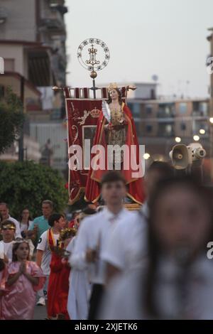 12. Juli 2024, Arzano, Campania/Neapel, Italien: Wiederaufbau der Tragedia di Santa Giustina in Arzano. (Kreditbild: © Salvatore Esposito/Pacific Press via ZUMA Press Wire) NUR REDAKTIONELLE VERWENDUNG! Nicht für kommerzielle ZWECKE! Stockfoto