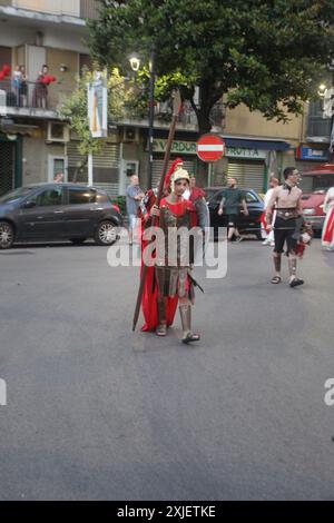 12. Juli 2024, Arzano, Campania/Neapel, Italien: Wiederaufbau der Tragedia di Santa Giustina in Arzano. (Kreditbild: © Salvatore Esposito/Pacific Press via ZUMA Press Wire) NUR REDAKTIONELLE VERWENDUNG! Nicht für kommerzielle ZWECKE! Stockfoto