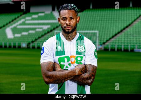 Groningen, Niederlande. Juli 2024. GRONINGEN, 17-07-2024, Stadion Euroborg, Football, Dutch Eredivisie, Saison 2024/2025, FC Groningen Spieler Leandro Bacuna Credit: Pro Shots/Alamy Live News Stockfoto