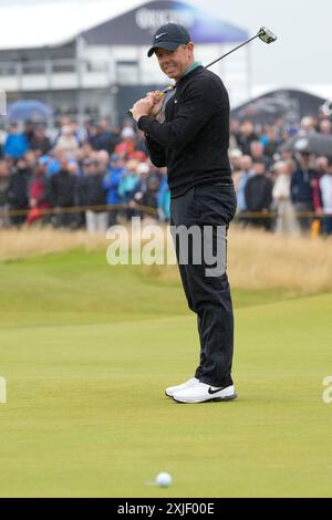 18. Juli 2024; Royal Troon Golf Club, Troon, South Ayrshire, Schottland; The Open Championship 1st Round; Rory McIlroy reagiert nach einem verpassten Putt auf dem 4. Green Stockfoto