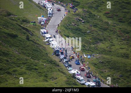 Bareges, Occitanie, Frankreich. Juli 2024. Bareges, Frankreich, 13. Juli 2024: Die Abtrünnigkeit auf der 14. Etappe der Tour de France 2024 zwischen Pau und Saint-Lary-Soulan Pla dÂ´Adet am 13. Juli 2024 in Bareges, Frankreich. (Kreditbild: © Alberto Brevers/Pacific Press via ZUMA Press Wire) NUR REDAKTIONELLE VERWENDUNG! Nicht für kommerzielle ZWECKE! Stockfoto