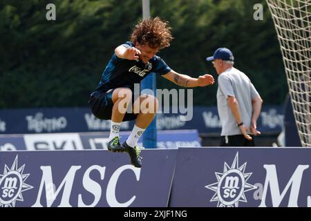 Dimaro, Trentino, Italien. Juli 2024. Mario Rui aus Neapel am 8. Tag des Trainingslagers der SSC Napoli in Dimaro Folgarida, Trient, Italien am 18. Juli 2024 (Foto: © Ciro de Luca/ZUMA Press Wire) NUR REDAKTIONELLE VERWENDUNG! Nicht für kommerzielle ZWECKE! Stockfoto