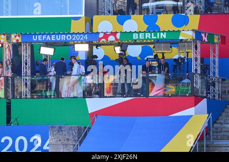 TV Studios im Endspiel SPANIEN - ENGLAND 2-1 der UEFA-Europameisterschaften 2024 am 14. Juli 2024 in Berlin. Fotograf: Peter Schatz Stockfoto