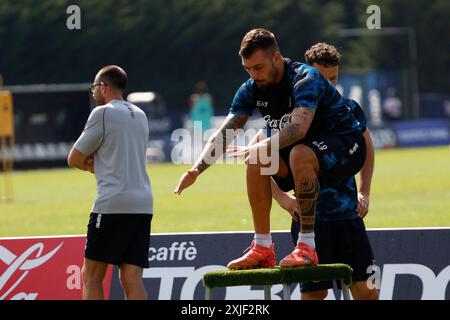 Dimaro, Trentino, Italien. Juli 2024. Gianluca Gaetano von Neapel am 8. Tag des Trainingslagers der SSC Napoli in Dimaro Folgarida, Trient, Italien am 18. Juli 2024 (Bild: © Ciro de Luca/ZUMA Press Wire) NUR REDAKTIONELLE VERWENDUNG! Nicht für kommerzielle ZWECKE! Stockfoto