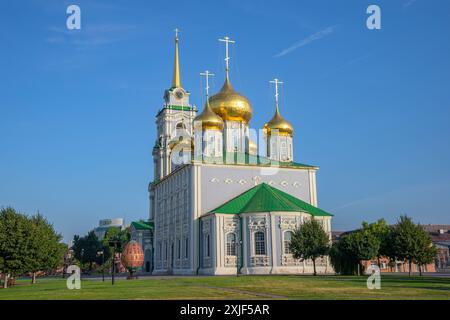 TULA, RUSSLAND - 15. JULI 2024: Kathedrale der Heiligen Dormition auf dem Territorium des Kremls, Tula. Russland Stockfoto