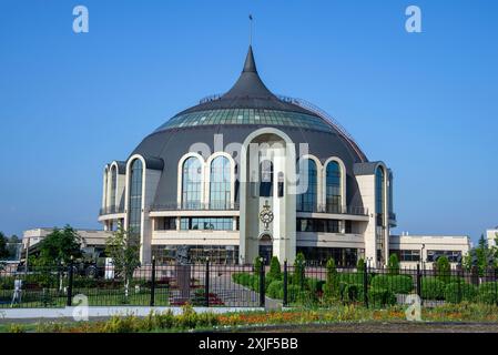 TULA, RUSSLAND - 15. JULI 2024: Das Gebäude des Waffenmuseums in Tula. Russland Stockfoto