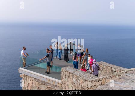 Gran Canaria, Spanien: 3. März 2024: Blick vom Aussichtspunkt Mirador del Balcon auf Gran Canaria, Spanien Stockfoto