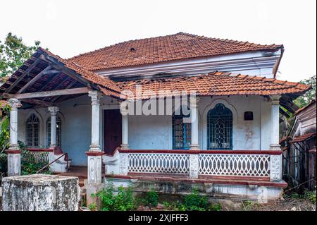 06 09 2009 Vintage Old House in der Nähe unserer Lieben Frau von Divar Schule, Piedade, Divar Central Goa Indien.Asien. Stockfoto