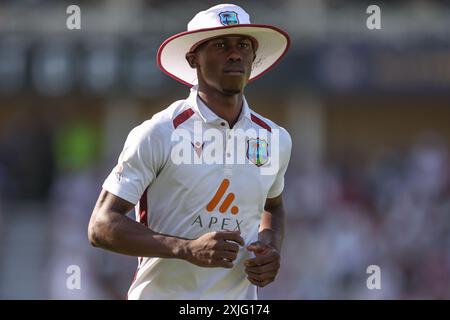 Nottingham, Großbritannien. Juli 2024. Shamar Joseph of West Indies während des 2. Rothesay Test Match England vs West Indies in Trent Bridge, Nottingham, Vereinigtes Königreich, 18. Juli 2024 (Foto: Mark Cosgrove/News Images) in Nottingham, Vereinigtes Königreich am 18. Juli 2024. (Foto: Mark Cosgrove/News Images/SIPA USA) Credit: SIPA USA/Alamy Live News Stockfoto