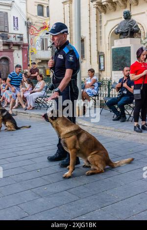 VICTORIA, GOZO - 9. JULI 2024 Malta Polizeishow mit Polizeihunden und Handlern des K9-Teams Stockfoto