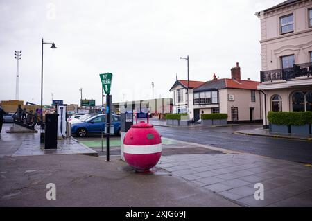 Sea Mine am Kai in Harwich, Essex Stockfoto