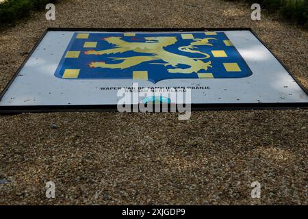 Am Drielandenpunt (Dreiländerpunkt oder Dreiländerpunkt), wo sich Belgien, Deutschland und die Niederlande treffen, können Sie drei Länder auf einmal besuchen Stockfoto