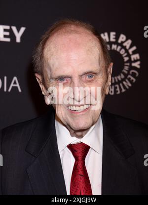 Beverly Hills, USA. Juli 2024. Der legendäre Komiker Bob Newhart, 94, starb am 18. Juli 2024 in seinem Haus in Los Angeles nach einer Reihe von kurzen Krankheiten. Bob Newhart fand am 21. November 2019 im Beverly Wilshire Hotel in Beverly Hills, CA. © Janet Gough/AFF-USA statt. COM Credit: AFF/Alamy Live News Stockfoto