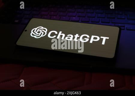 18. Juli 2024: 18. Juli 2024 In Paraguay. In dieser Fotoabbildung wird das ChatGPT-Logo auf einem Smartphone-Bildschirm angezeigt (Credit Image: © Jaque da Silva/SOPA images via ZUMA Press Wire). Nicht für kommerzielle ZWECKE! Stockfoto