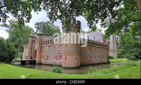 Am Drielandenpunt (Dreiländerpunkt oder Dreiländerpunkt), wo sich Belgien, Deutschland und die Niederlande treffen, können Sie drei Länder auf einmal besuchen Stockfoto