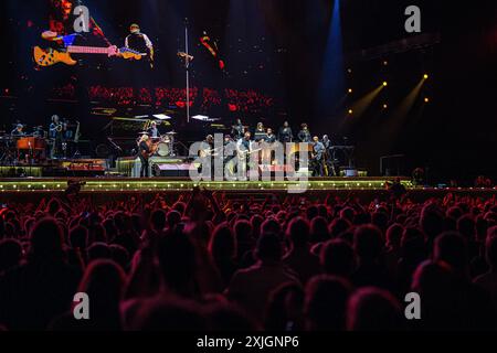 Stockholm, Schweden. Juli 2024. STOCKHOLM, SCHWEDEN 20240718 Bruce Springsteen und die E Street Band spielen am Donnerstagabend, dem zweiten Konzert in Stockholm, in der Strawberry Arena. Foto: Magnus Lejhall/TT/Code 10658 Credit: TT News Agency/Alamy Live News Stockfoto