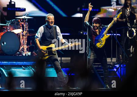 Stockholm, Schweden. Juli 2024. STOCKHOLM, SCHWEDEN 20240718 Bruce Springsteen und die E Street Band spielen am Donnerstagabend, dem zweiten Konzert in Stockholm, in der Strawberry Arena. Foto: Magnus Lejhall/TT/Code 10658 Credit: TT News Agency/Alamy Live News Stockfoto