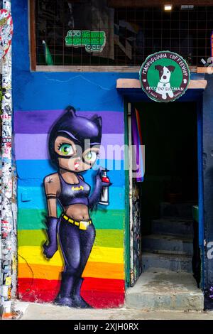 Brasilianische Straßenkunst und Graffiti-Gemälde, Beco do Batman, Batman Alley, Vila Madalena Viertel, São Paulo, Brasilien Stockfoto