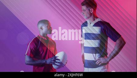 Bild der Flagge frankreichs über verschiedenen männlichen Rugbyspielern mit Ball Stockfoto