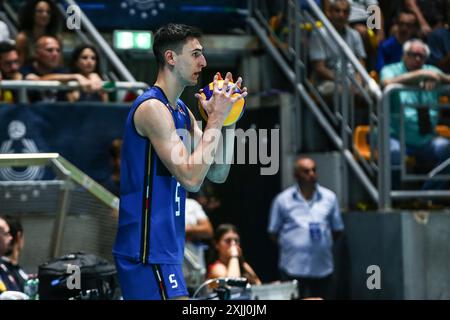 Alessandro Michieletto während des Testspiels - Italien gegen Argentinien, Volleyball Test Match in Bologna, Italien, 18. Juli 2024 Stockfoto