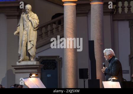 Mailand, Mailand. Juli 2024. Concerto di Nicola Piovani nel Cortile d'onore del palazzo di Brera - Milano - Giovedì 17 Luglio 2024 (Foto Claudio Furlan/Lapresse) Nicola Piovani Konzert im Cortile d'onore des Palastes Brera - Mailand - Donnerstag, 17. Juli 2024 (Foto Claudio Furlan/Lapresse) Credit: LaPresse/Alamy Live News Stockfoto