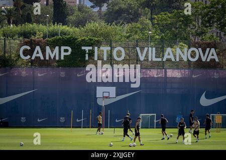 Barcelona, Spanien. Juli 2024. FC Barcelona Training am 19. Juli 2024 in Ciutat Esportiva Joan Gamper in Barcelona, Spanien. Foto: Felipe Mondino/SIPA USA Credit: SIPA USA/Alamy Live News Stockfoto