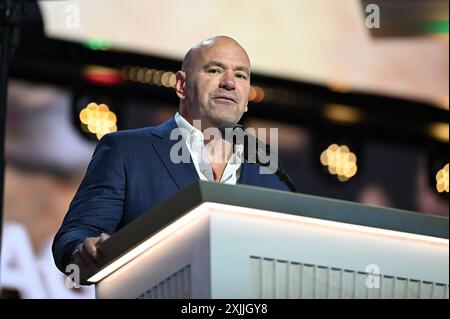 Milwaukee, USA. Juli 2024. Dana White spricht am vierten und letzten Tag des Republican National Convention (RNC) 2024 auf dem Fiserv Forum in Milwaukee, Wiss., 18. Juli 2024. (Foto: Anthony Behar/SIPA USA) Credit: SIPA USA/Alamy Live News Stockfoto