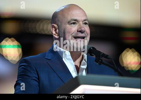 Milwaukee, USA. Juli 2024. Dana White spricht am vierten und letzten Tag des Republican National Convention (RNC) 2024 auf dem Fiserv Forum in Milwaukee, Wiss., 18. Juli 2024. (Foto: Anthony Behar/SIPA USA) Credit: SIPA USA/Alamy Live News Stockfoto