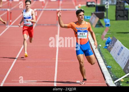 Banska Bystrica, Slowakei. Juli 2024. BANSKA BYSTRICA, SLOWAKEI - 19. JULI: Noa PET aus den Niederlanden tritt am 19. Juli 2024 in Banska Bystrica, Slowakei, bei den 400-m-Hürdenmännern an Tag zwei der Leichtathletik-U18-Europameisterschaften im SNP Dukla Stadium an. (Foto: Nikola Krstic/BSR Agency) Credit: BSR Agency/Alamy Live News Stockfoto