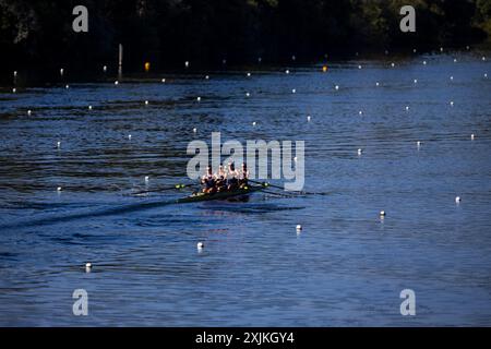 Helen Glover, Esme Booth, Sam Redgrave und Rebecca Shorten während eines Trainings am Redgrave Pinsent Rowing Lake, Reading. Bilddatum: Freitag, 19. Juli 2024. Stockfoto