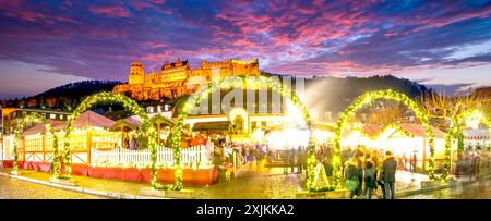 Weihnachtsmarkt in Heidelberg, Deutschland Stockfoto