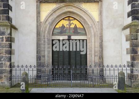 Alle Heilige Kirche oder Schlosskirche, These Tür, wo Martin Luther seine 95 Thesen in lateinischer Sprache postete, Luther City Wittenberg, Sachsen-Anhalt, Deutschland Stockfoto