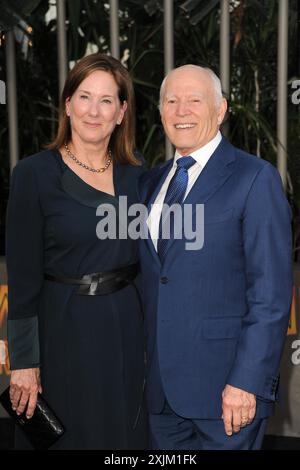 Kathleen Kennedy und Frank Marshall bei der Premiere von „Jurassic World Dominion“ in Los Angeles im TCL Chinese Theater in Hollywood, USA Stockfoto