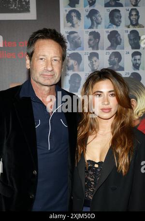 David Duchovny und Monique Pendleberry bei der Premiere von Netflix's „You People“ im Regency Village Theatre in Westwood, USA Stockfoto