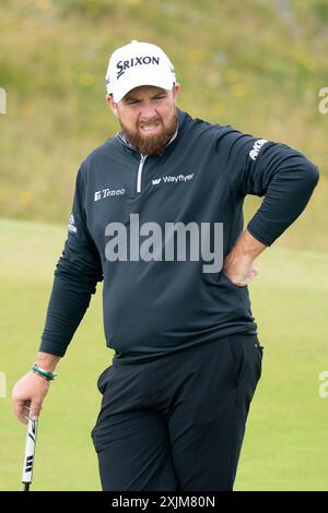 Troon, Schottland, Großbritannien. Juli 2024. Runde 2 der 152. Open Championship findet auf dem Golfplatz Royal Troon statt. Bild; Shane Lowry. Iain Masterton/Alamy Live News Stockfoto