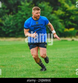 Warrington Wölfe unterzeichnen Luke Yates am ersten Tag bei The Wire Stockfoto