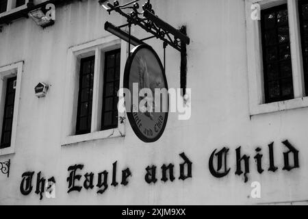 Black and White, The Eagle and Child Pub, Oxford, Oxfordshire, England, Vereinigtes Königreich, GB Stockfoto