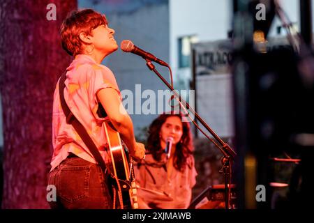 Anna Andreu im Konzert, La mida, La Lluna EN Vers Festival, Binissalem, Mallorca, Balearen, Spanien Stockfoto