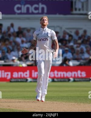 Trent Bridge, Nottingham, Großbritannien. Juli 2024. Zweiter Test, Day Two Cricket, England gegen Westindien; Captain Ben Stokes von England während des Spiels Credit: Action Plus Sports/Alamy Live News Stockfoto