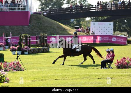 Megane Moissonnier aus Frankreich mit Bracadabra während des CSI5* Prix Mars & Co beim Jumping International de Dinard am 19. Juli 2024, Dinard, Frankreich (Foto: Maxime David - MXIMD Pictures) Stockfoto